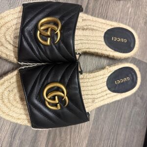 Gucci Black Gold Double G Nappa Matelasse GG Marmont Espadrille Slide Sandals